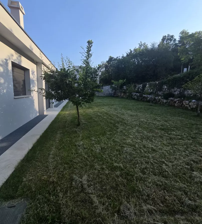 5-bedroom Villa In Poljane, Croatia (400 M²)