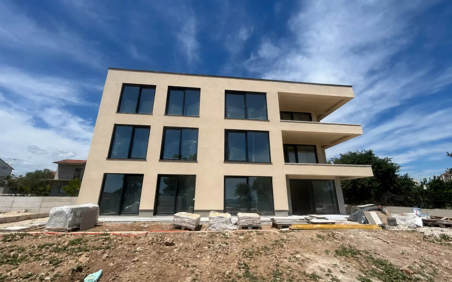 3-bedroom Apartment In Vodice, Croatia (140,41 M²)