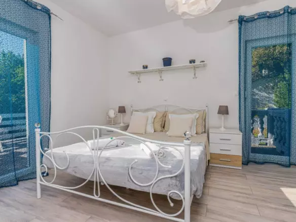 5-bedroom Detached House In Grižane-belgrad, Croatia (230 M²)
