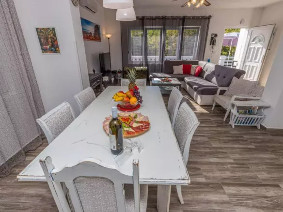 5-bedroom Detached House In Grižane-belgrad, Croatia (230 M²)