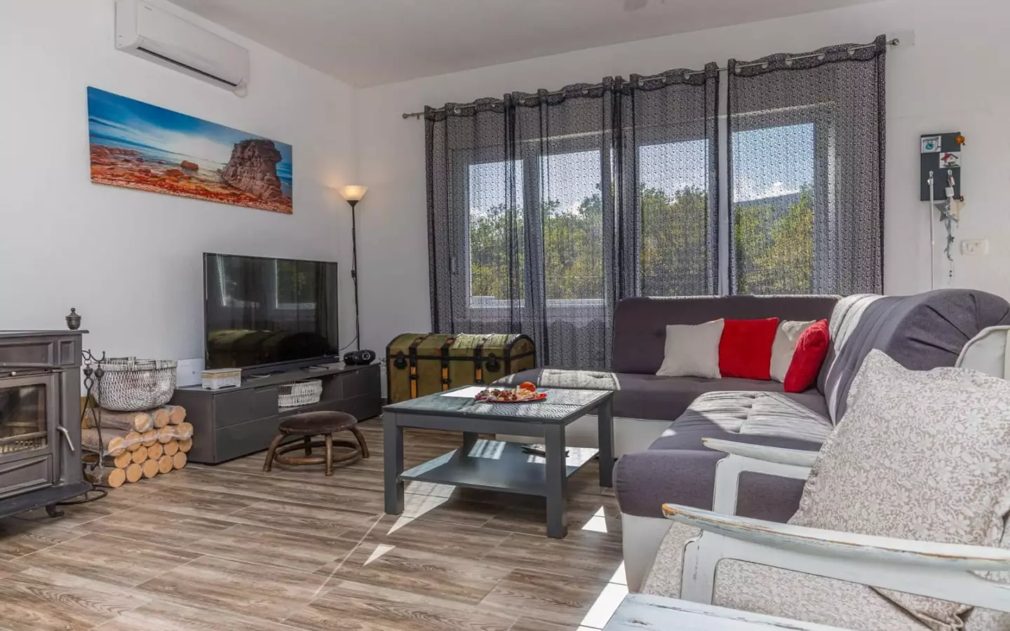 5-bedroom Detached House In Grižane-belgrad, Croatia (230 M²)