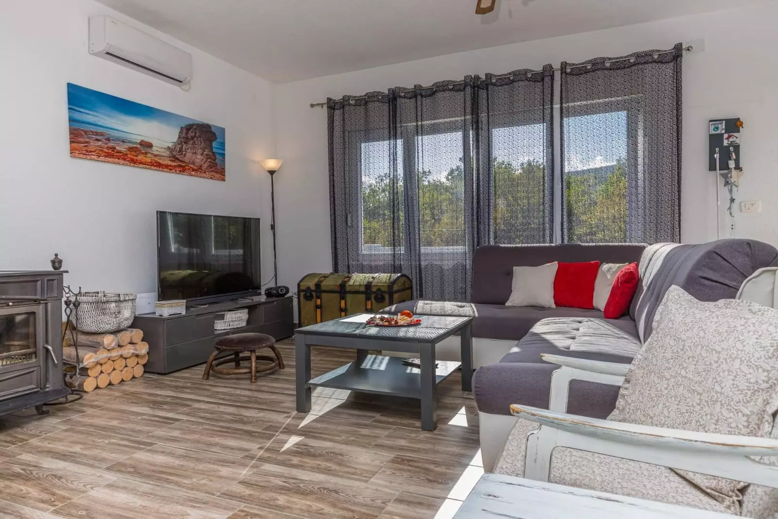 5-bedroom Detached House In Grižane-belgrad, Croatia (230 M²)