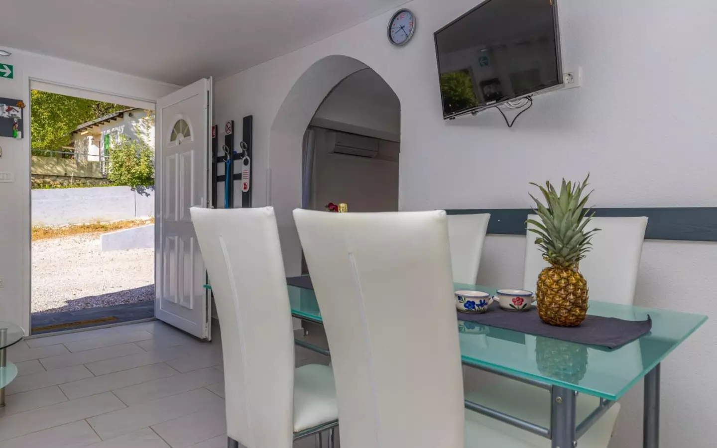 5-bedroom Detached House In Grižane-belgrad, Croatia (230 M²)