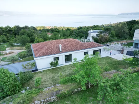 5-bedroom Villa In Poljane, Croatia (400 M²)