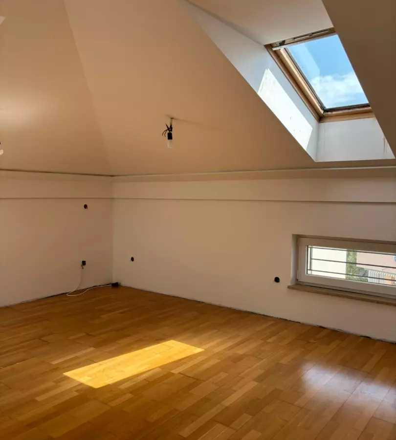 4-bedroom Apartment In Medulin, Croatia (192 M²)