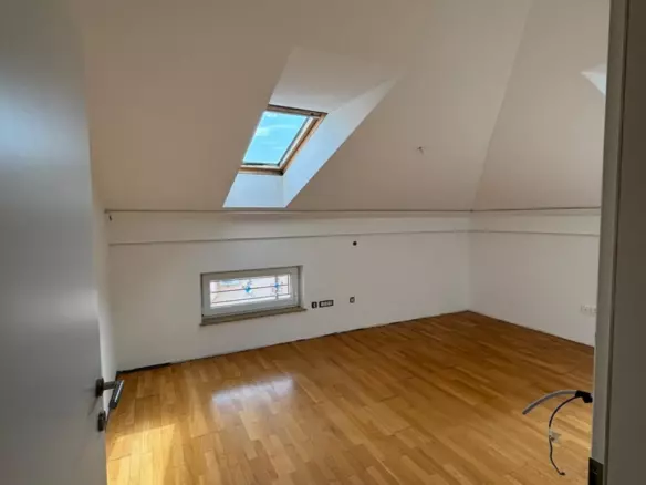 4-bedroom Apartment In Medulin, Croatia (192 M²)