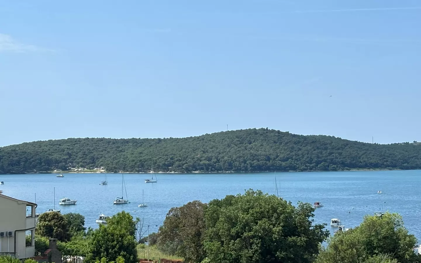 4-bedroom Apartment In Medulin, Croatia (192 M²)