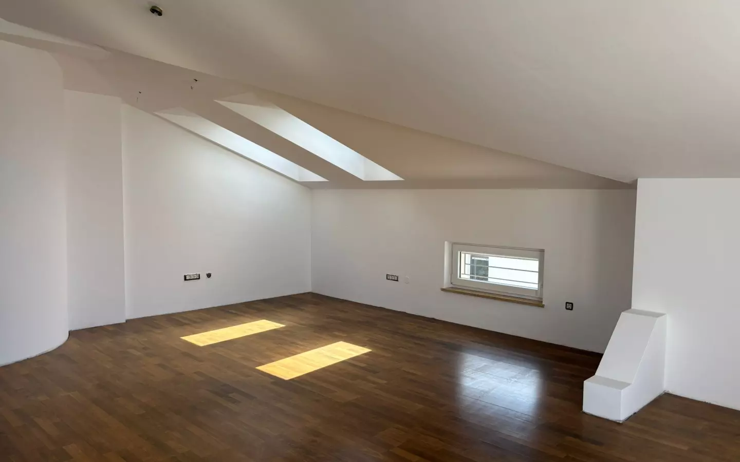 4-bedroom Apartment In Medulin, Croatia (192 M²)