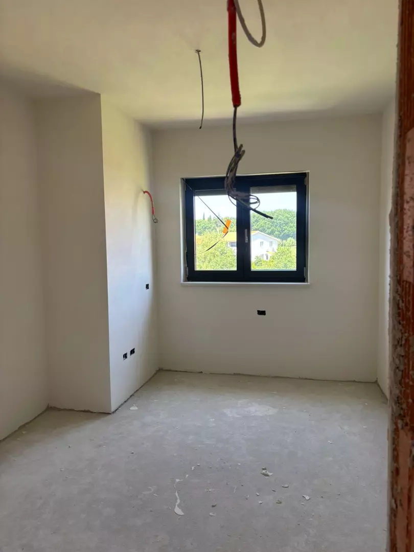 3-bedroom Apartment In Medulin, Croatia (9.525 M²)