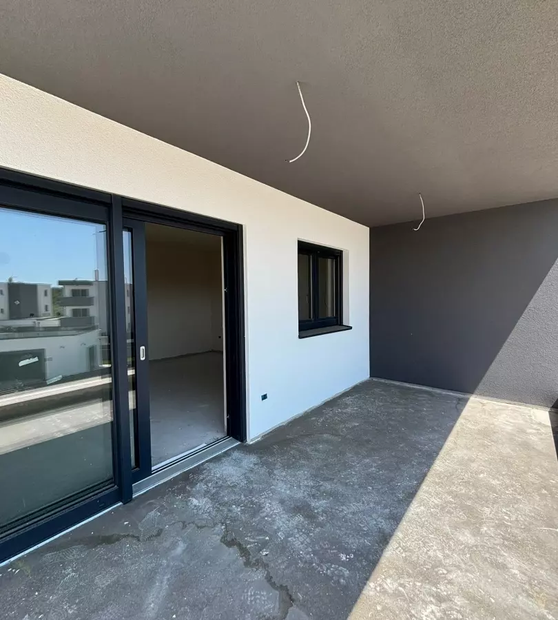 3-bedroom Apartment In Medulin, Croatia (9.525 M²)