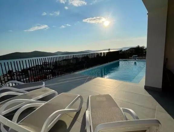 4-bedroom Villa In Žaborić, Croatia (220 M²)