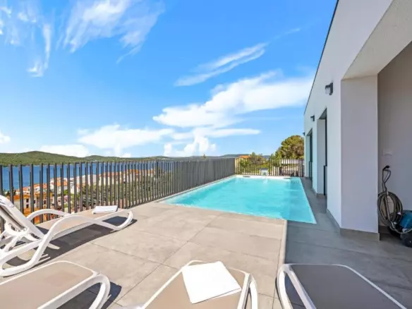 4-bedroom Villa In Žaborić, Croatia (220 M²)