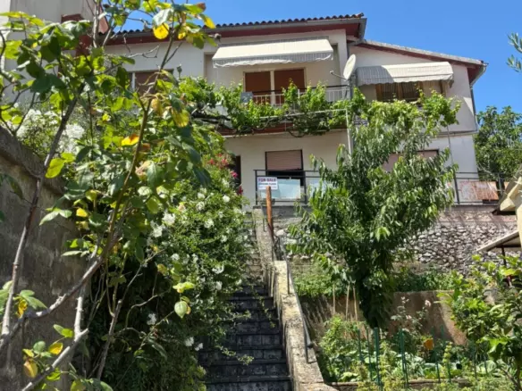 3-bedroom Apartment In Rabac, Croatia (81,5 M²)