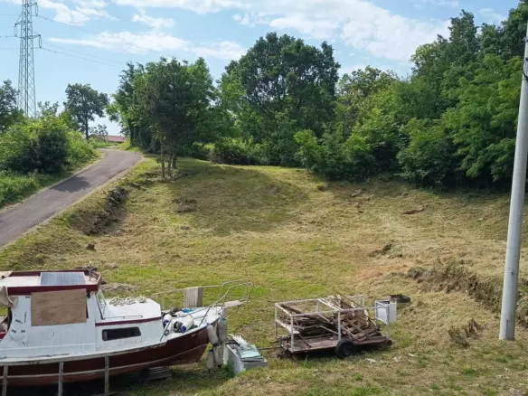 Land In Dobreć, Croatia (1.415 M²)