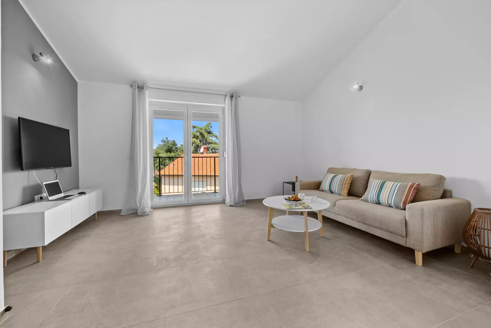 2-bedroom Apartment In Valdebek, Croatia (71,76 M²)