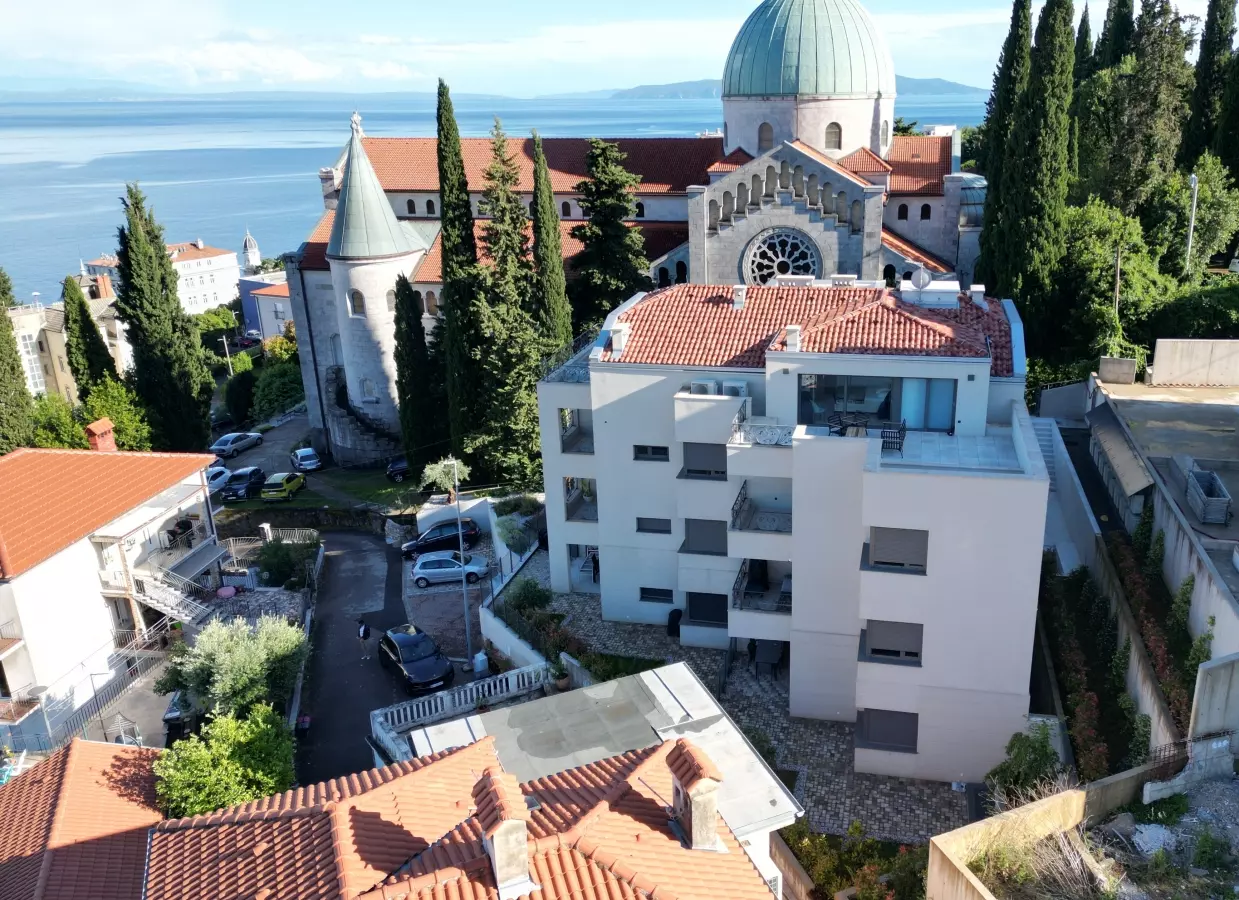 3-bedroom Apartment In Opatija – Centar, Croatia (218,82 M²)