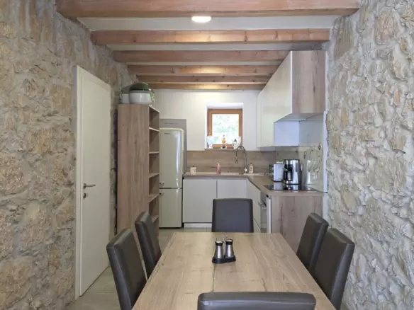 8-bedroom Villa In Grižane-belgrad, Croatia (350 M²)