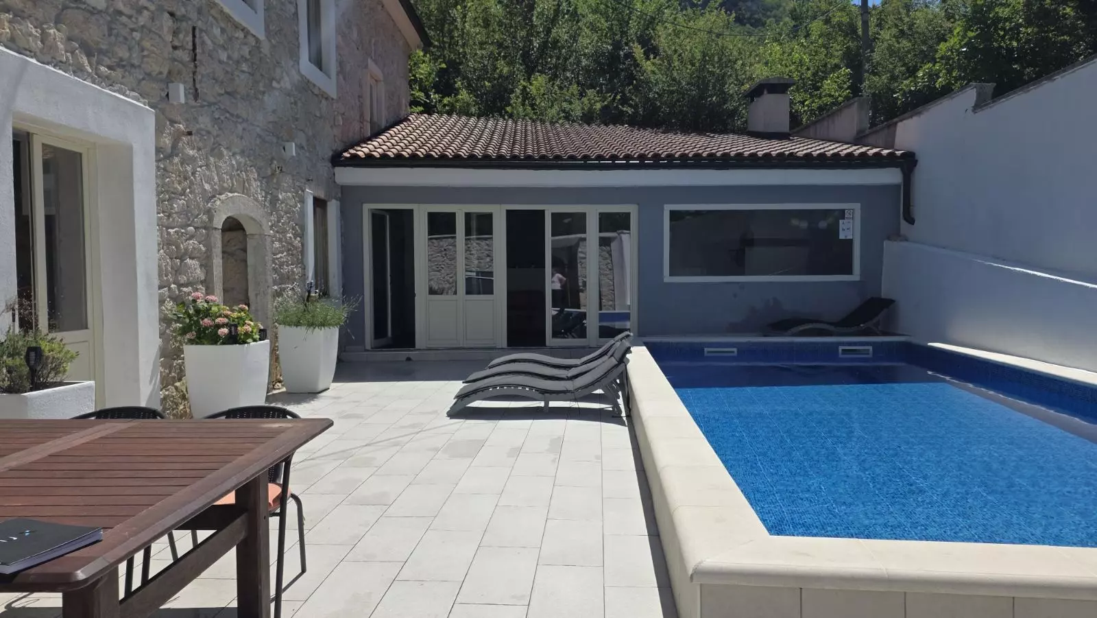 8-bedroom Villa In Grižane-belgrad, Croatia (350 M²)