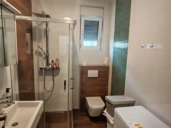 3-bedroom Apartment In Mandre, Croatia (80,5 M²)