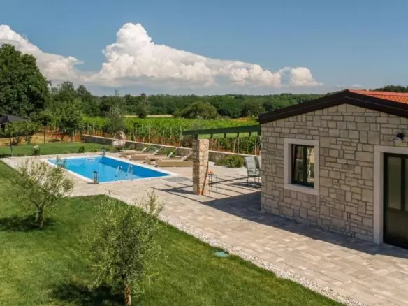 4-bedroom Villa In Umag, Croatia (260 M²)