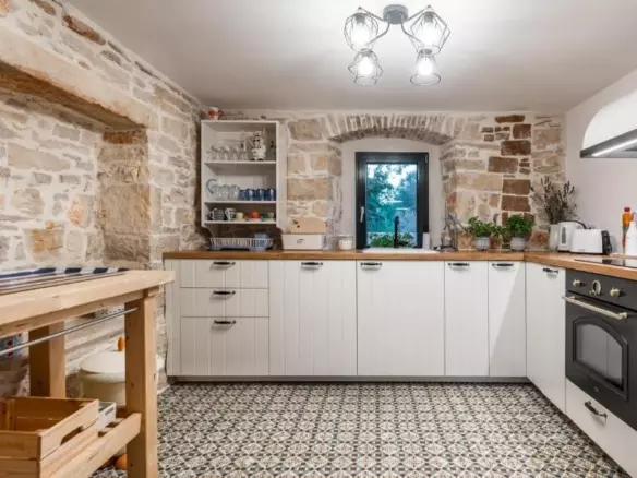 4-bedroom Villa In Umag, Croatia (260 M²)