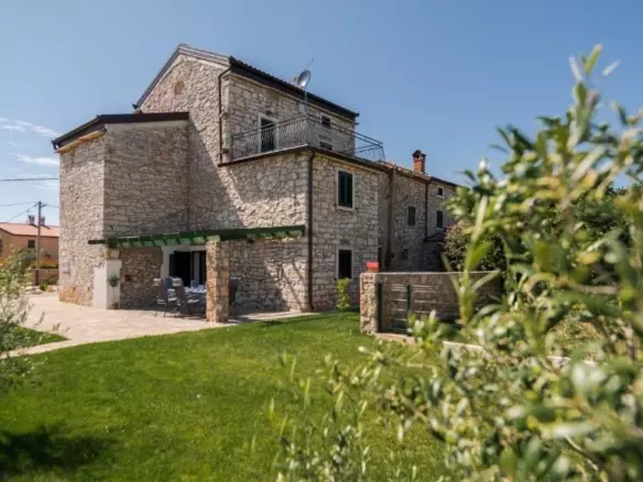 4-bedroom Villa In Umag, Croatia (260 M²)