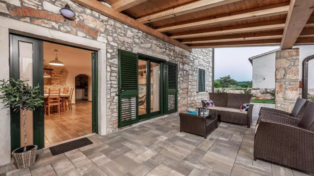 4-bedroom Villa In Umag, Croatia (260 M²)