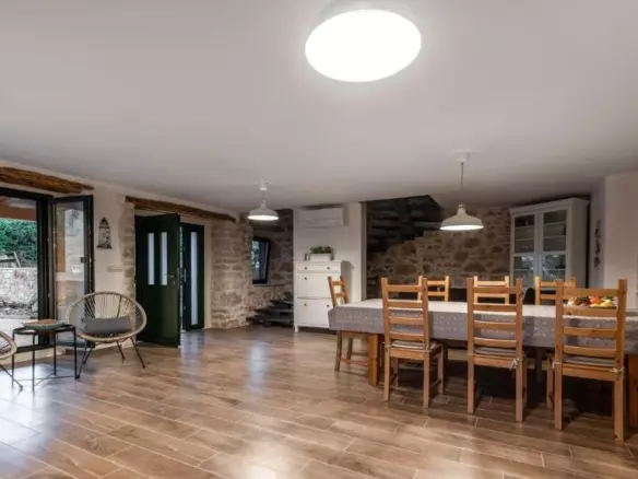 4-bedroom Villa In Umag, Croatia (260 M²)