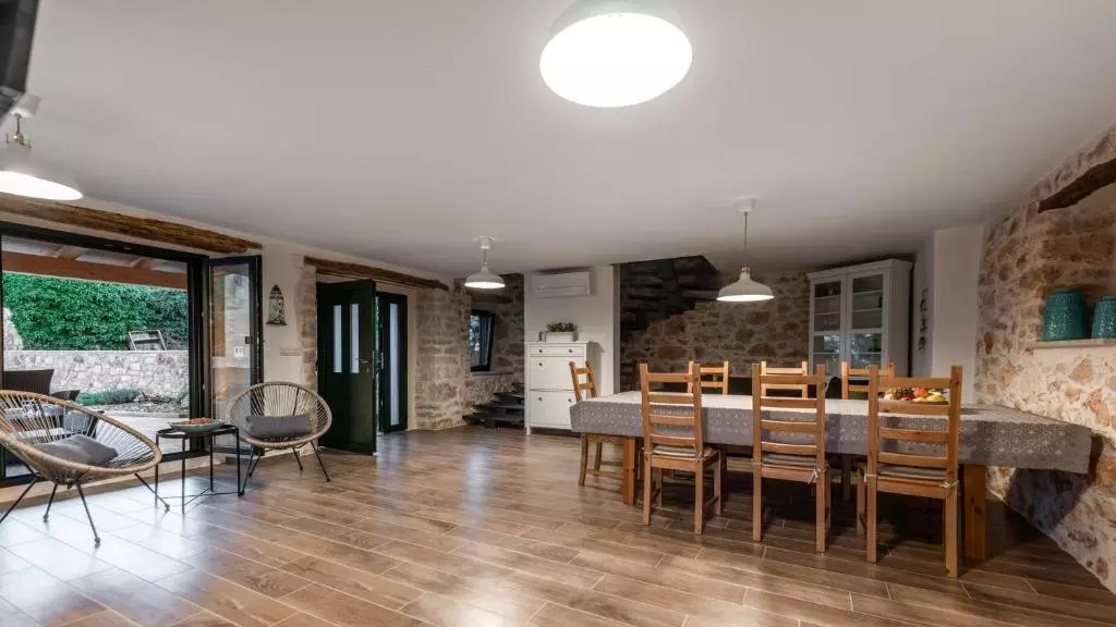 4-bedroom Villa In Umag, Croatia (260 M²)