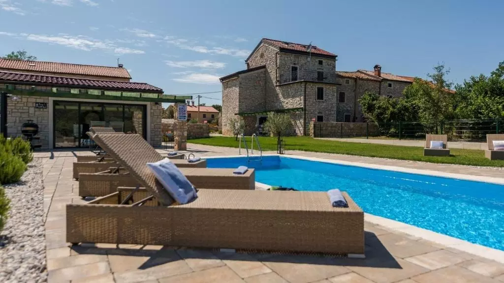 4-bedroom Villa In Umag, Croatia (260 M²)