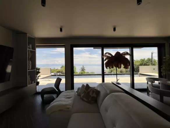 4-bedroom Villa In Sveta Jelena, Croatia (275 M²)