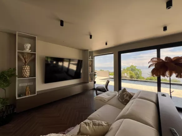 4-bedroom Villa In Sveta Jelena, Croatia (275 M²)