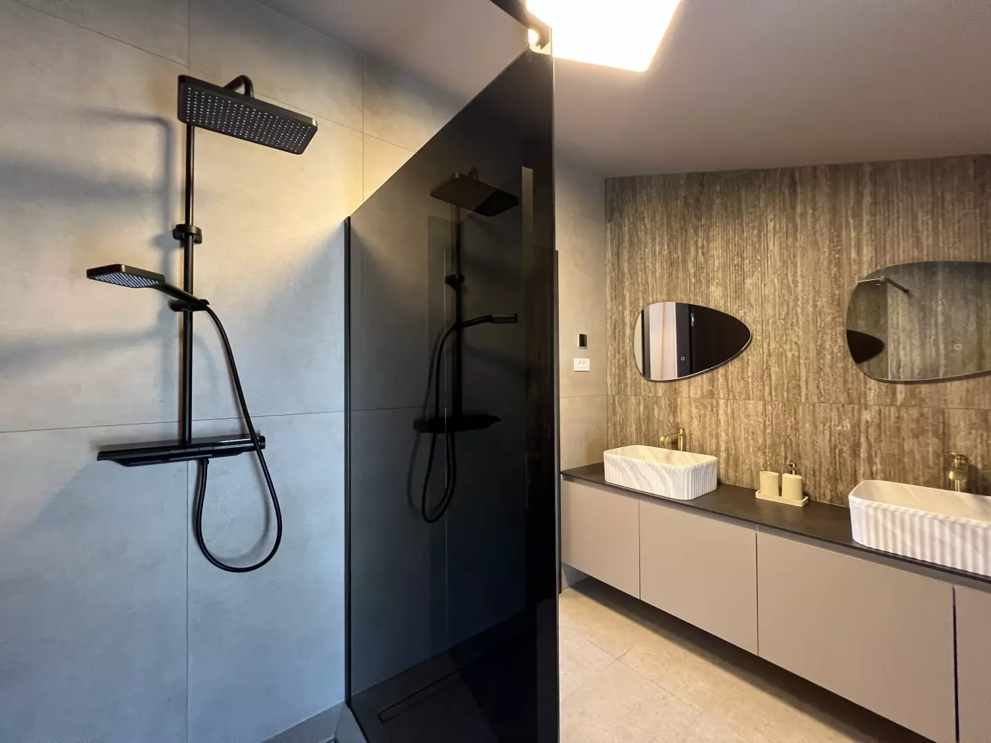 4-bedroom Villa In Sveta Jelena, Croatia (275 M²)