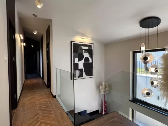 5-bedroom Villa In Sveta Jelena, Croatia (275 M²)