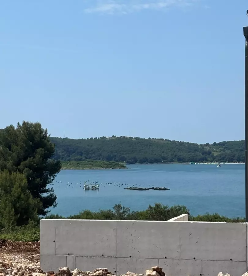 Land In Medulin, Croatia (464 M²)