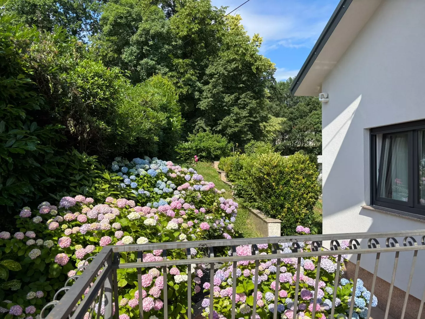 4-bedroom Villa In Matulji, Croatia (306 M²)