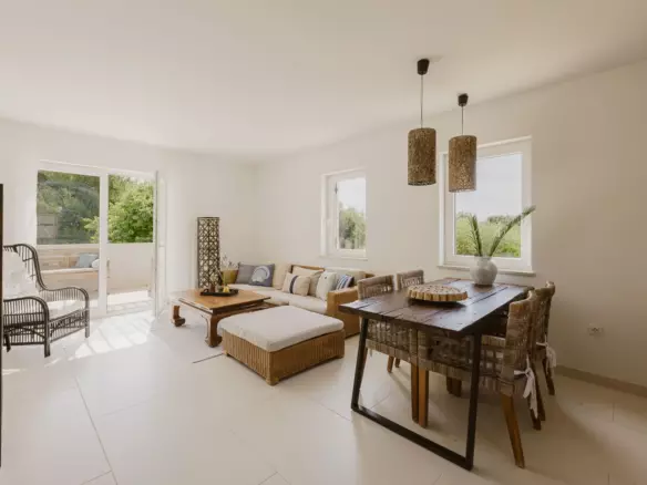 2-bedroom Apartment In Nerezine, Croatia (82,67 M²)