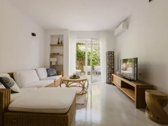 2-bedroom Apartment In Nerezine, Croatia (70,09 M²)