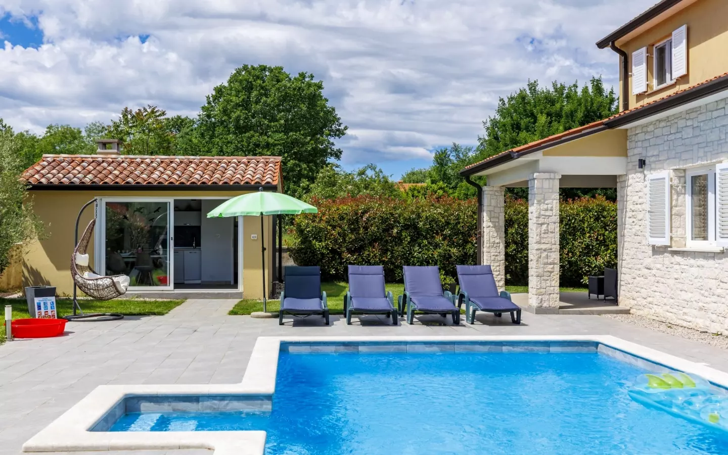 6-bedroom Detached House In Labin, Croatia (240 M²)