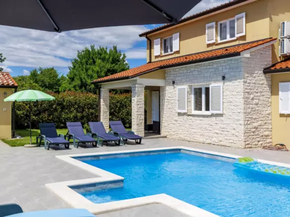 6-bedroom Detached House In Labin, Croatia (240 M²)