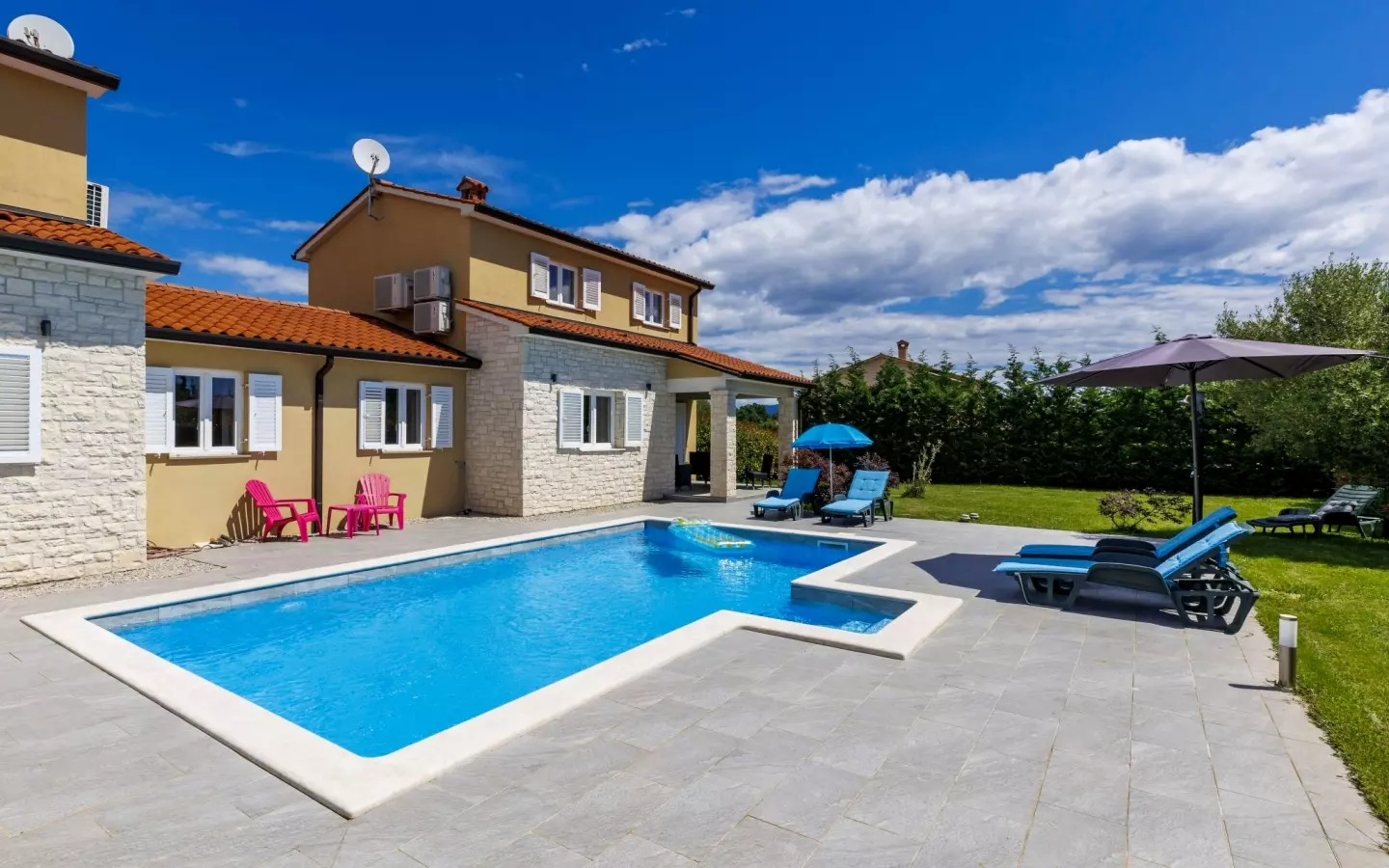 6-bedroom Detached House In Labin, Croatia (240 M²)