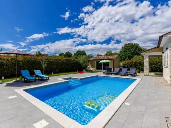 6-bedroom Detached House In Labin, Croatia (240 M²)
