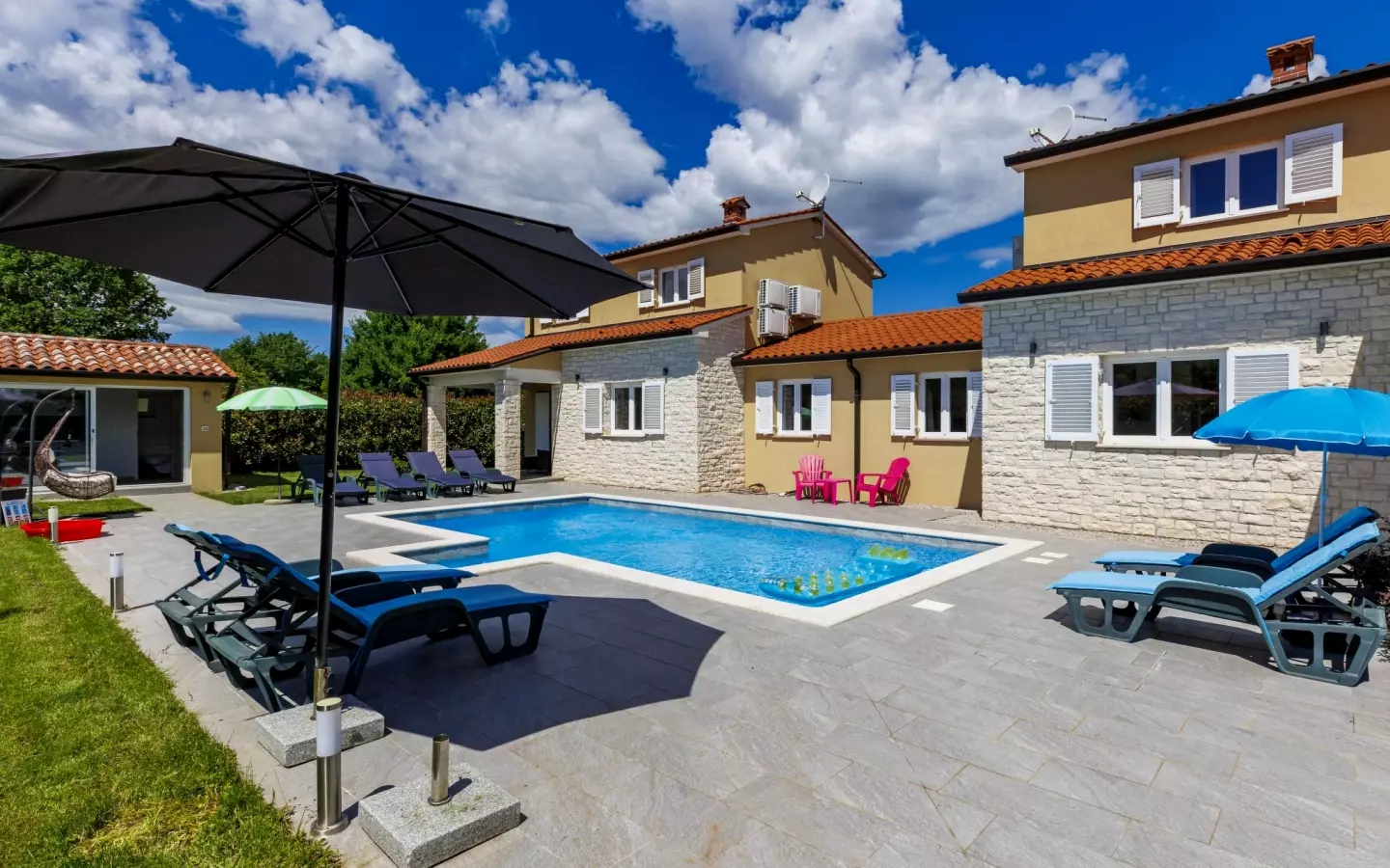 6-bedroom Detached House In Labin, Croatia (240 M²)
