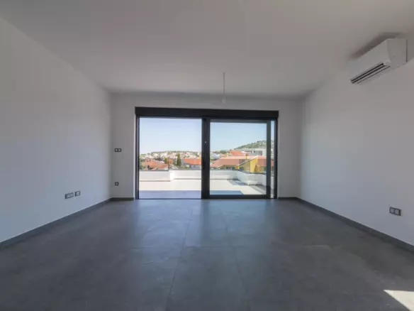 3-bedroom Apartment In Murter, Croatia (124,95 M²)
