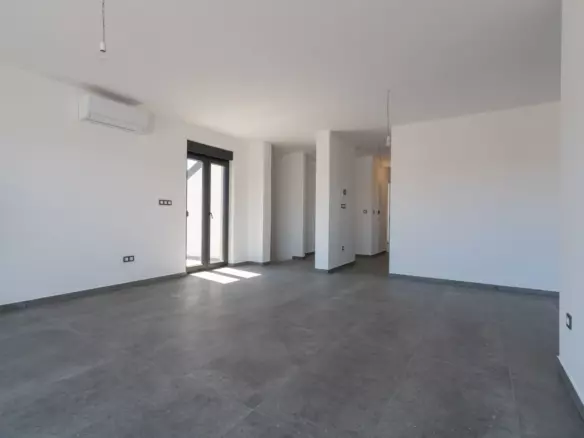 3-bedroom Apartment In Murter, Croatia (124,95 M²)