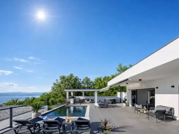 3-bedroom Villa In Crikvenica, Croatia (186 M²)