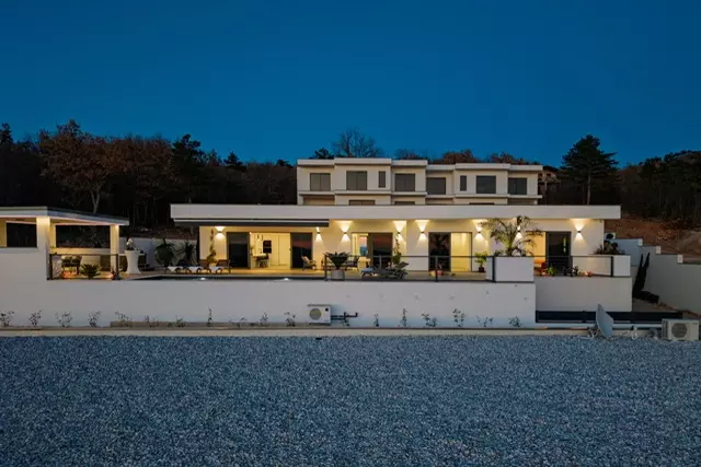 3-bedroom Villa In Crikvenica, Croatia (186 M²)