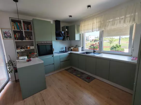 2-bedroom Detached House In Krančići, Croatia (186 M²)