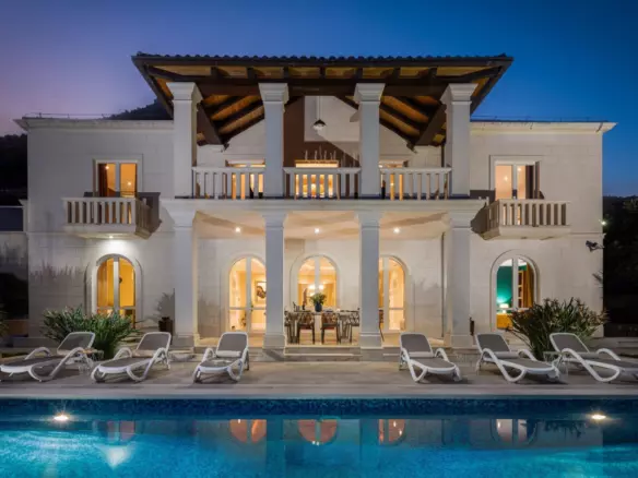6-bedroom Villa In Trsteno, Croatia (530 M²)