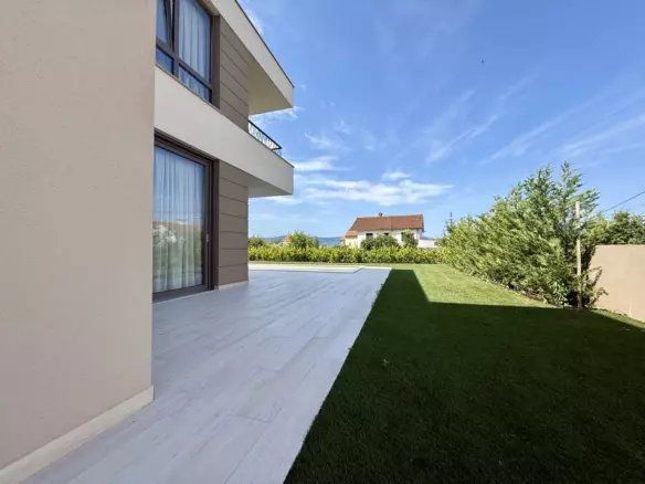 4-bedroom Villa In Brzac, Croatia (152 M²)